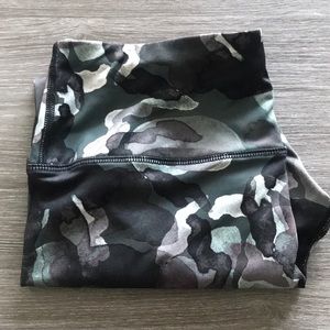 Watercolor Camo Print Workout Leggings